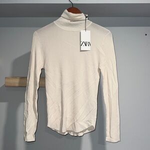 Zara‎ cream beige turtle neck long sleeve top Nwt